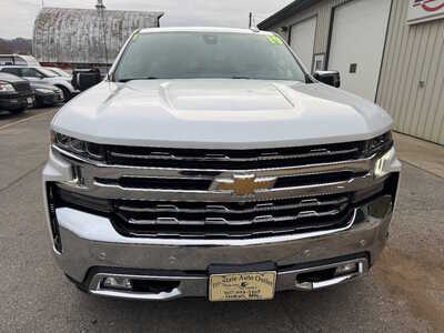 2019 Chevrolet 1500 Crew Cab, $25990. Photo 2