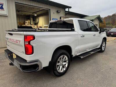 2019 Chevrolet 1500 Crew Cab, $25990. Photo 7
