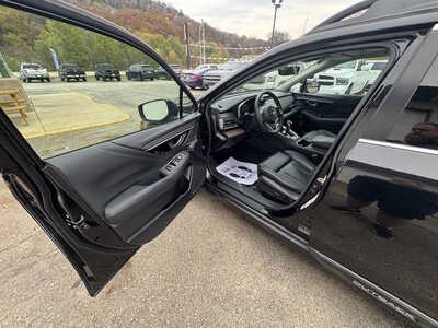 2020 Subaru Outback, $19990. Photo 8