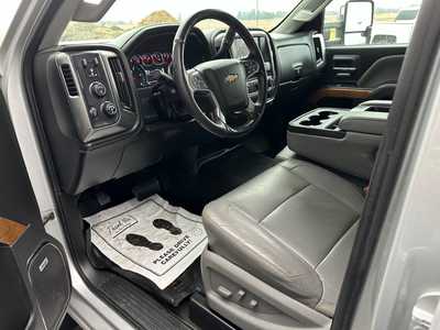 2018 Chevrolet 2500 Crew Cab, $49995.0. Photo 10
