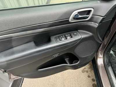 2020 Jeep Grand Cherokee, $25450.0. Photo 8
