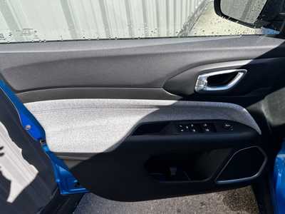 2025 Jeep Compass, $27360.0. Photo 10