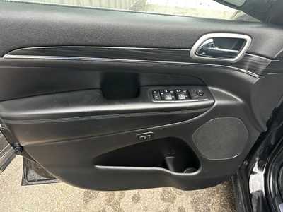 2019 Jeep Grand Cherokee, $18994.0. Photo 8