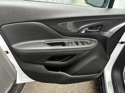 2022 Buick Encore, $19950.0. Photo 10