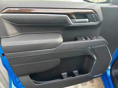 2025 Chevrolet 1500 Crew Cab, $58125.0. Photo 10
