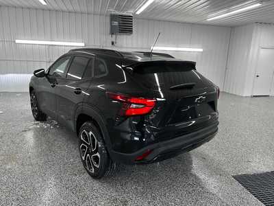 2025 Chevrolet Trax, $26190.0. Photo 3
