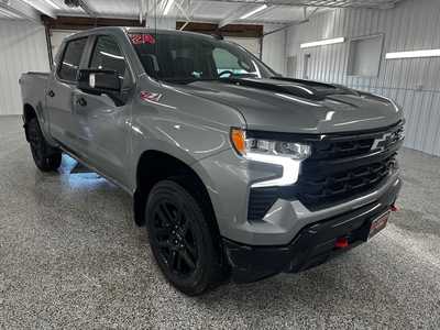2024 Chevrolet 1500 Crew Cab, $53995.0. Photo 6