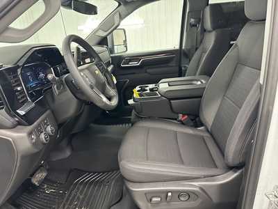 2025 Chevrolet 3500 Crew Cab, $70895.0. Photo 9