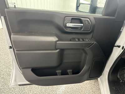 2025 Chevrolet 2500 Crew Cab, $52330.0. Photo 10