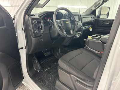 2025 Chevrolet 2500 Crew Cab, $52330.0. Photo 12