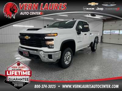 2025 Chevrolet 2500 Crew Cab, $52330.0. Photo 1