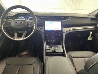 2025 Jeep Grand Cherokee L, $50215.0. Photo 9