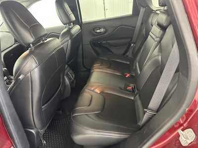 2019 Jeep Cherokee, $13995.0. Photo 11