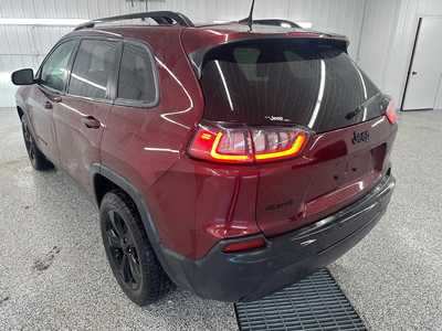 2019 Jeep Cherokee, $13995.0. Photo 3