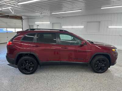 2019 Jeep Cherokee, $13995.0. Photo 5