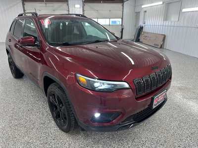 2019 Jeep Cherokee, $13995.0. Photo 6