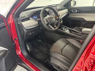 2025 Jeep Compass, $32435.0. Photo 12