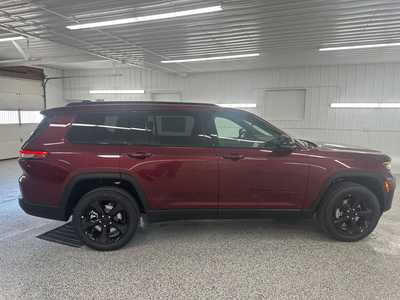2025 Jeep Grand Cherokee L, $50215.0. Photo 5