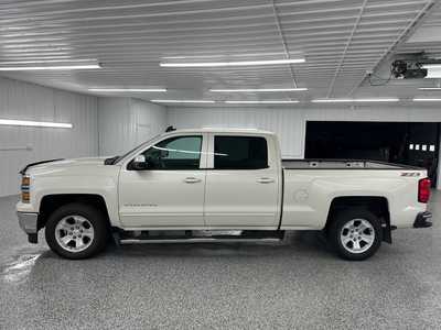 2015 Chevrolet 1500 Crew Cab, $14995.0. Photo 2