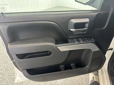 2015 Chevrolet 1500 Crew Cab, $14995.0. Photo 8