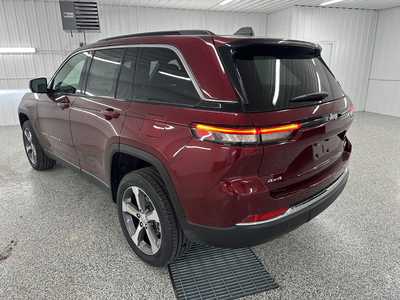 2025 Jeep Grand Cherokee, $49435.0. Photo 3