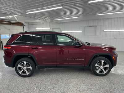 2025 Jeep Grand Cherokee, $49435.0. Photo 5
