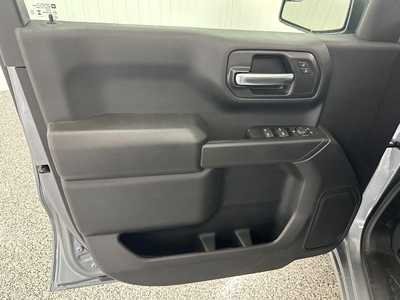 2025 Chevrolet 1500 Crew Cab, $47085.0. Photo 10