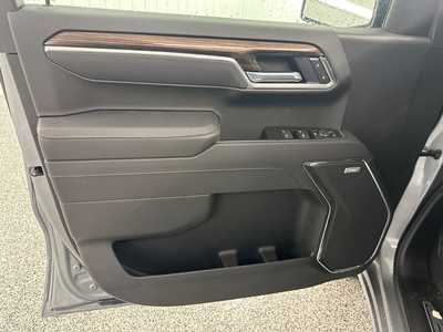 2025 Chevrolet 1500 Crew Cab, $62995.0. Photo 10