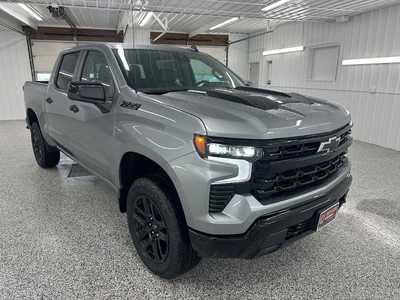 2025 Chevrolet 1500 Crew Cab, $62995.0. Photo 6
