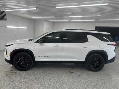 2024 Chevrolet Traverse, $43995.0. Photo 2