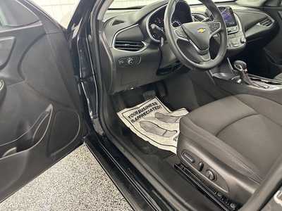 2023 Chevrolet Malibu, $25995.0. Photo 12