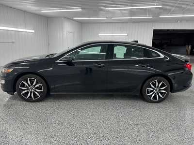 2023 Chevrolet Malibu, $25995.0. Photo 2
