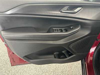 2023 Jeep Grand Cherokee, $32995.0. Photo 10