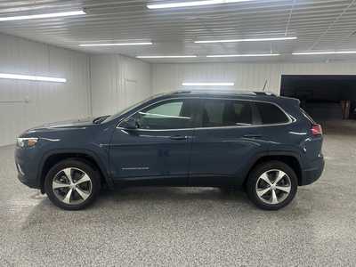 2021 Jeep Cherokee, $28995.0. Photo 2