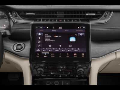 2021 Jeep Grand Cherokee L, $33995.0. Photo 7