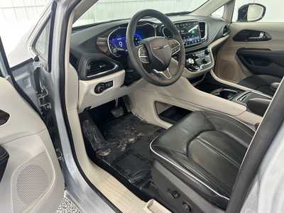 2023 Chrysler Pacifica, $35995.0. Photo 10