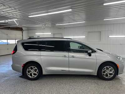 2023 Chrysler Pacifica, $35995.0. Photo 5
