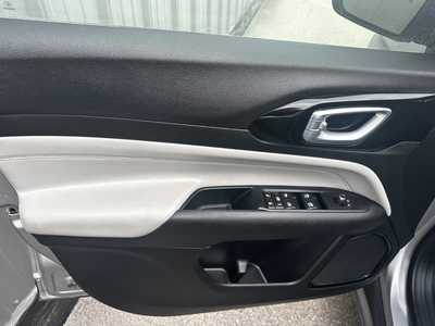 2023 Jeep Compass, $25987.0. Photo 10