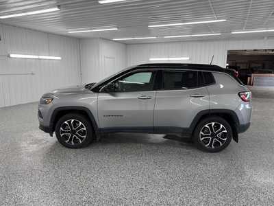 2023 Jeep Compass, $25987.0. Photo 2