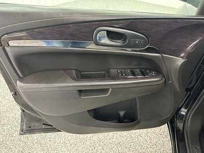 2017 Buick Enclave, $10995.0. Photo 8