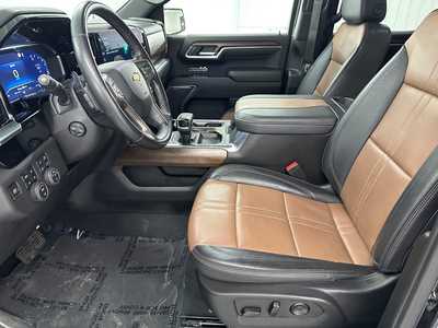 2023 Chevrolet 1500 Crew Cab, $50995.0. Photo 11