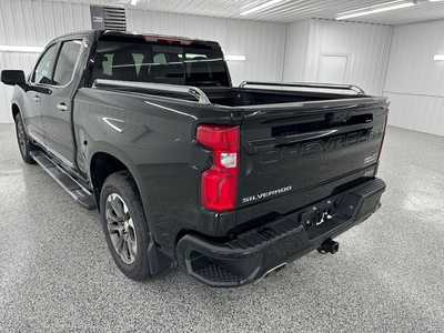 2023 Chevrolet 1500 Crew Cab, $50995.0. Photo 3