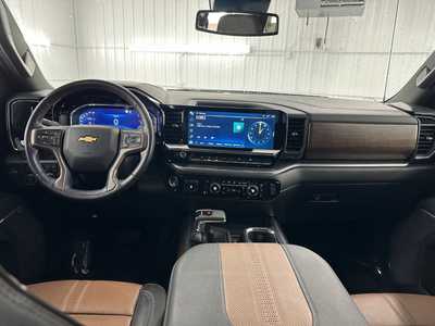 2023 Chevrolet 1500 Crew Cab, $50995.0. Photo 9