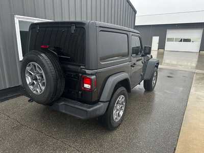 2022 Jeep Wrangler Unlimited, $28488.0. Photo 4