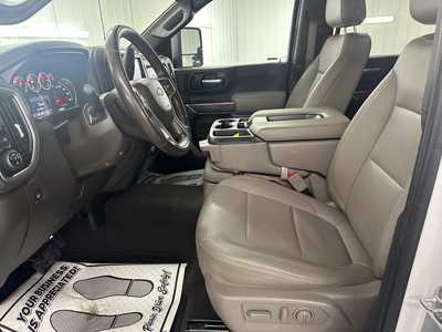 2021 Chevrolet 2500 Crew Cab, $59995.0. Photo 9