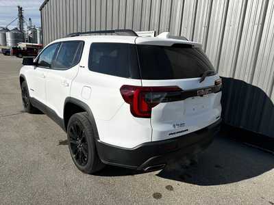 2023 GMC Acadia, $34250.0. Photo 3