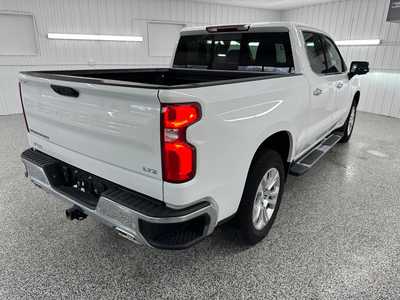 2024 Chevrolet 1500 Crew Cab, $50995.0. Photo 4