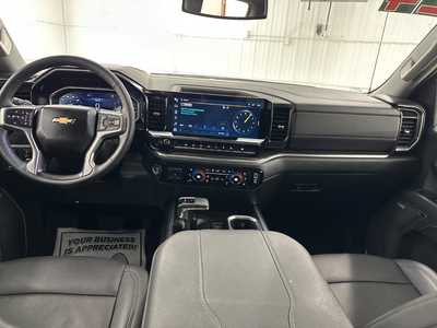 2024 Chevrolet 1500 Crew Cab, $50995.0. Photo 9