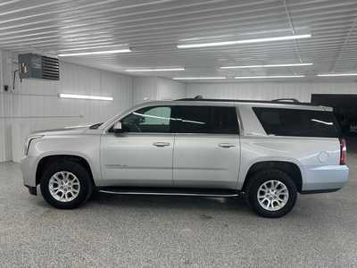 2018 GMC Yukon XL, $26995.0. Photo 2