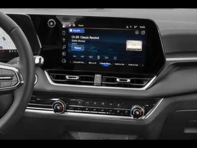 2026 Chevrolet Equinox, $34540.0. Photo 7